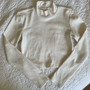 PRIVACY PLEASE Off-White Wide-Ribbed Mockneck Long Sleeve Crop Top (Size: Small)